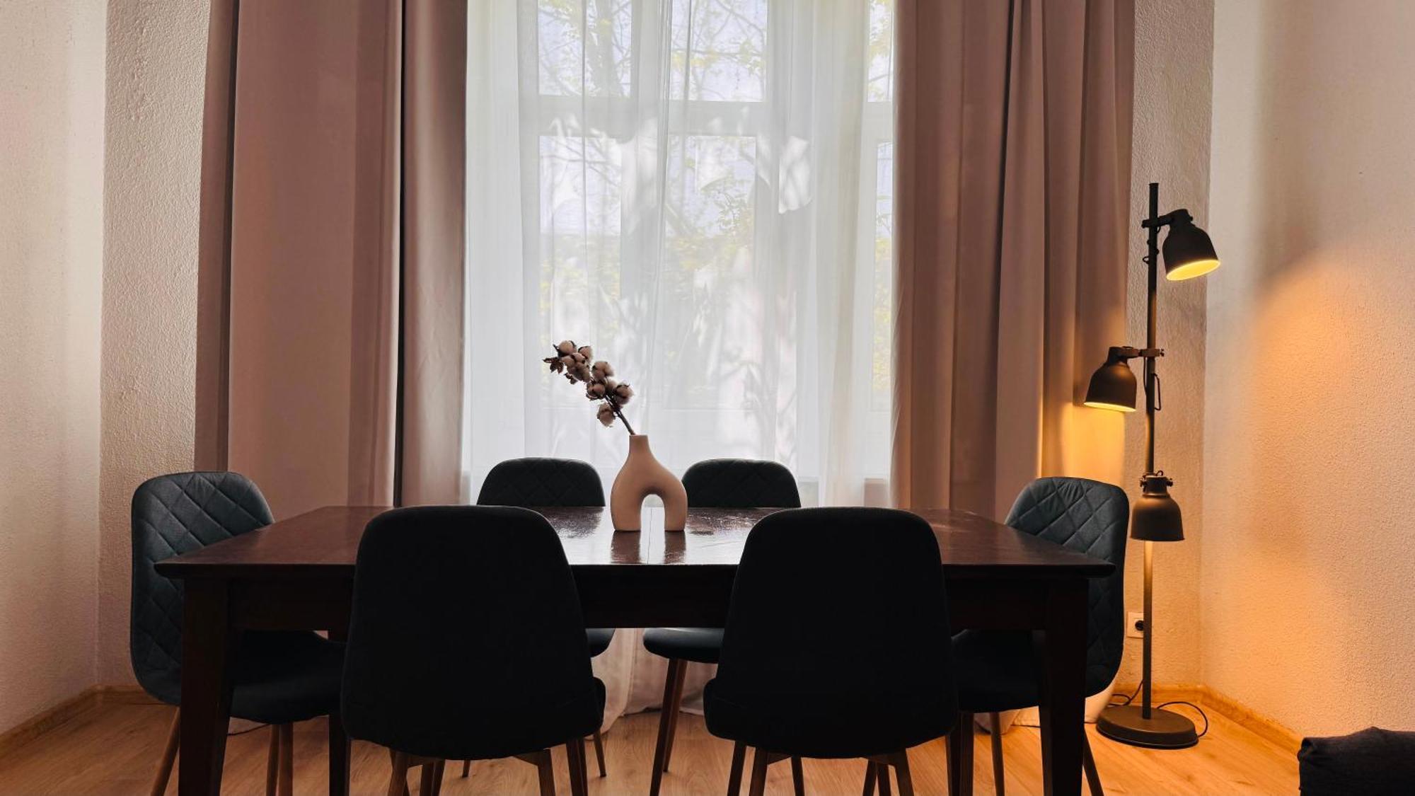 Ideal Home - Spacious & Modern Accommodation Near Unirii Square 부쿠레슈티 외부 사진