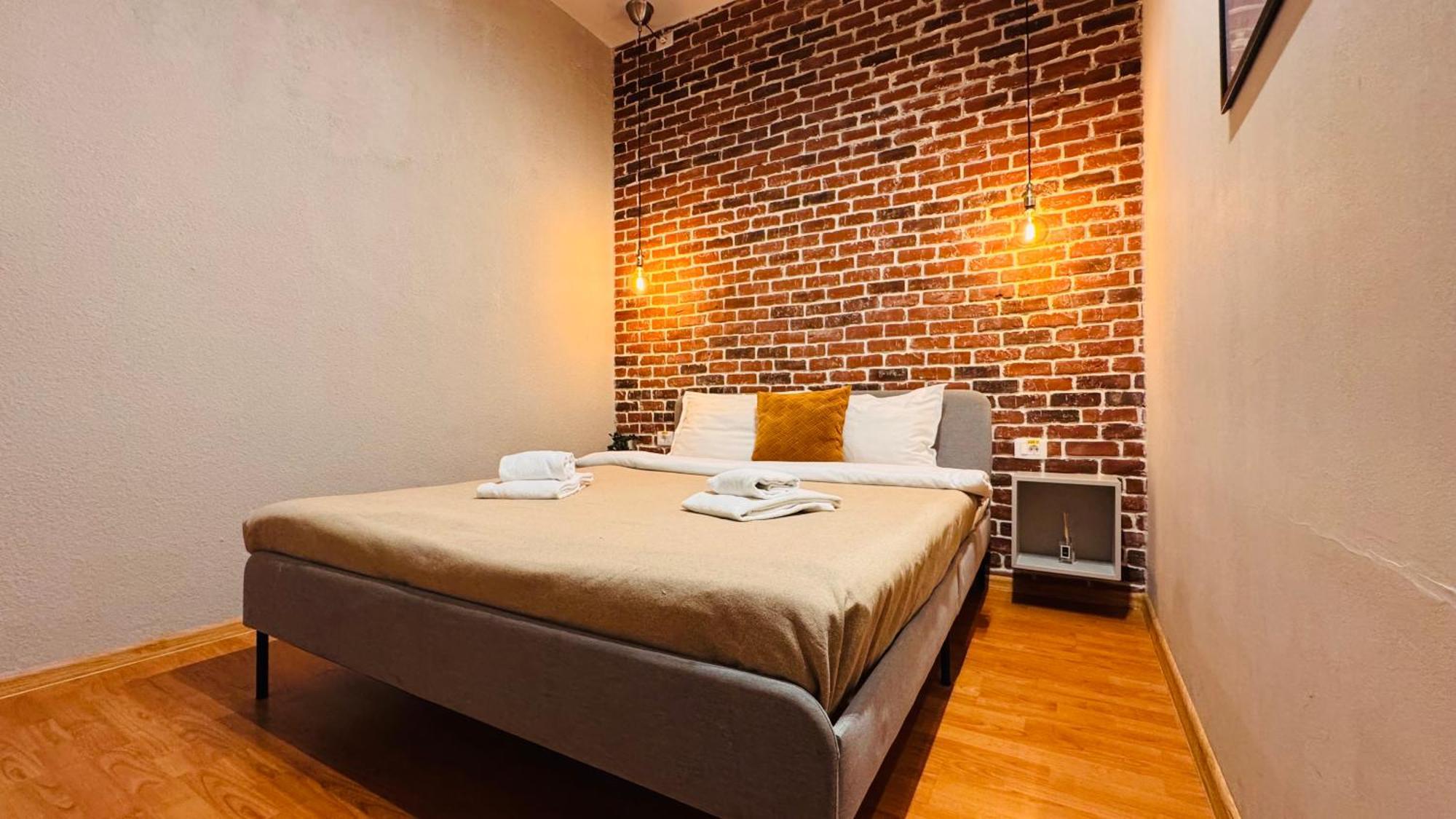Ideal Home - Spacious & Modern Accommodation Near Unirii Square 부쿠레슈티 객실 사진