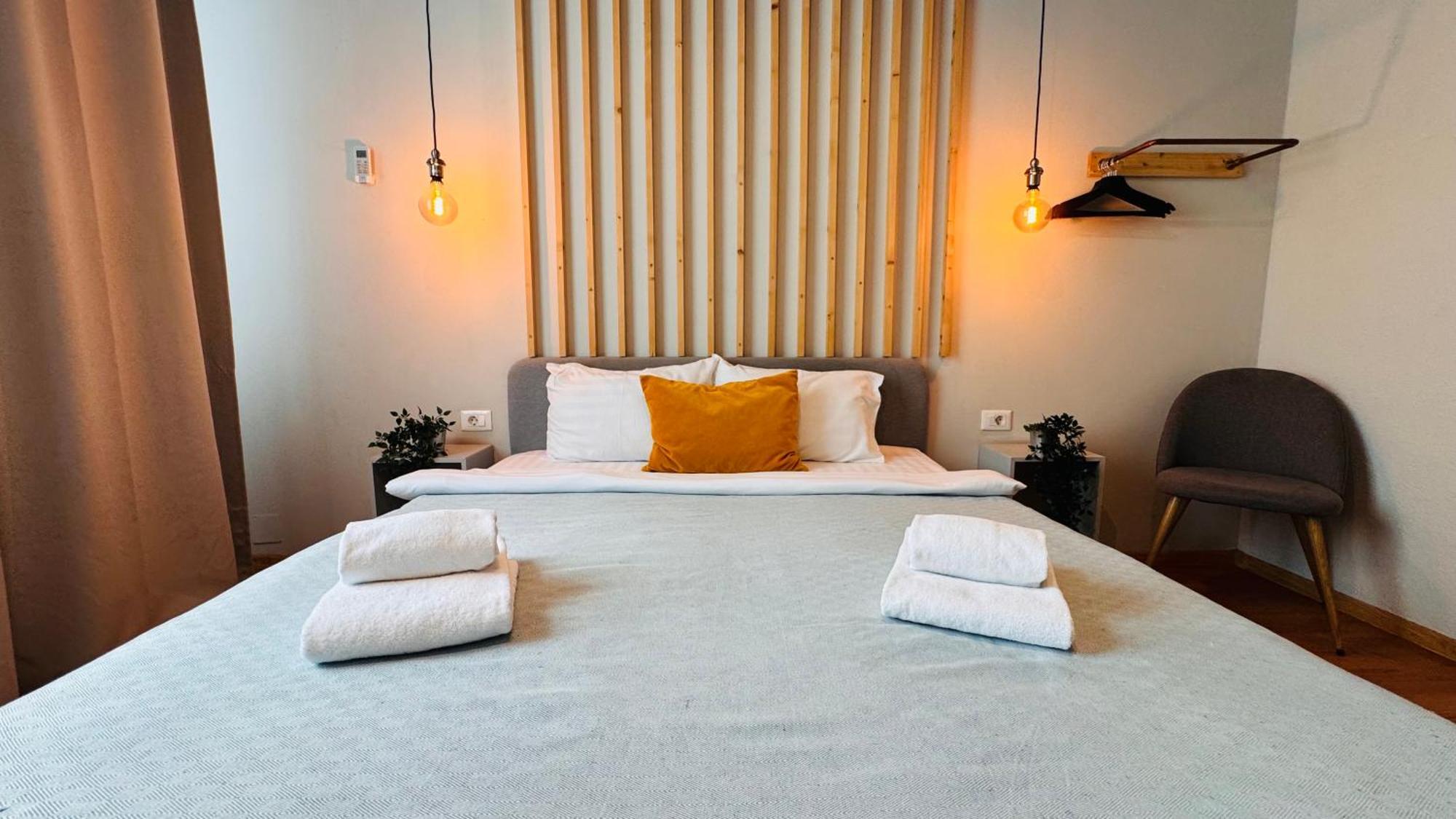 Ideal Home - Spacious & Modern Accommodation Near Unirii Square 부쿠레슈티 객실 사진