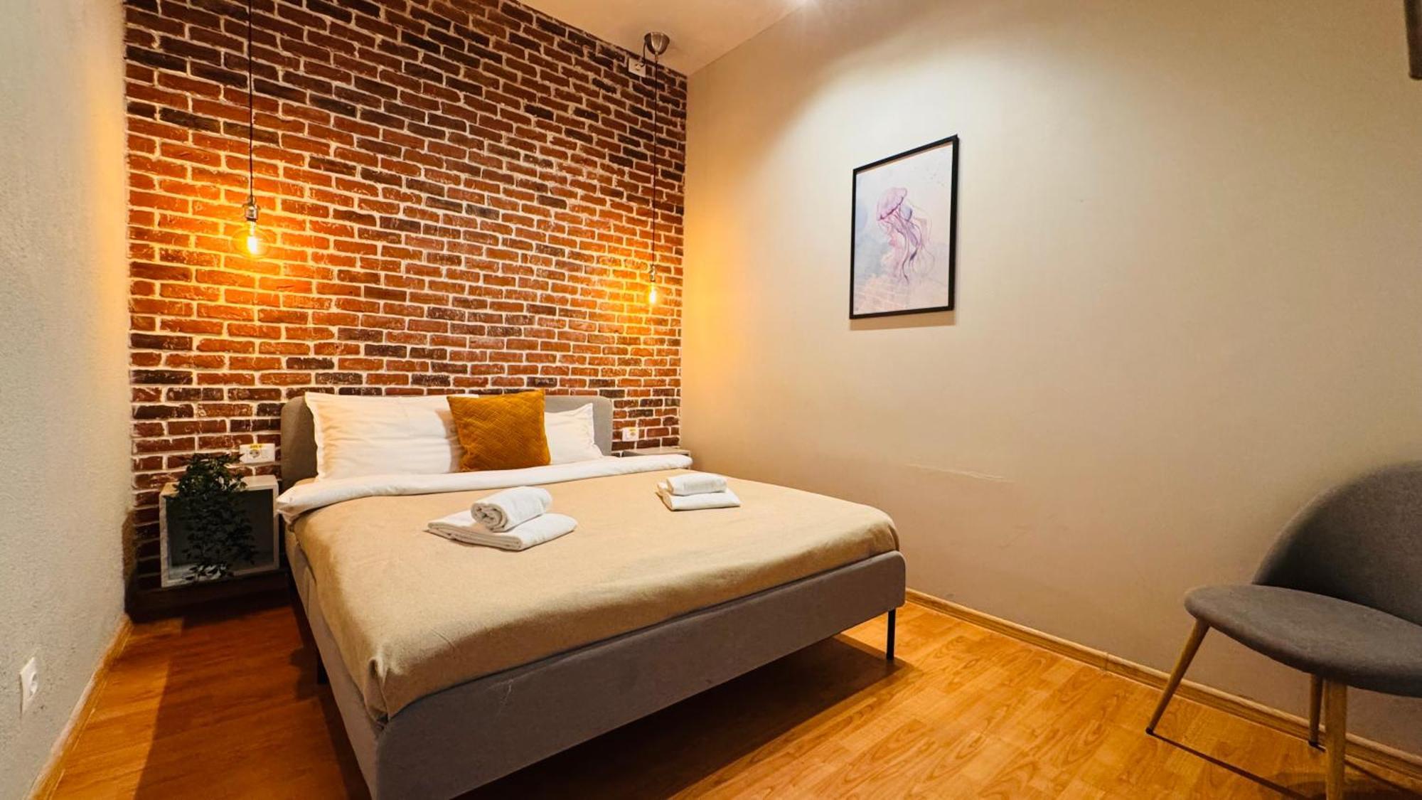 Ideal Home - Spacious & Modern Accommodation Near Unirii Square 부쿠레슈티 외부 사진