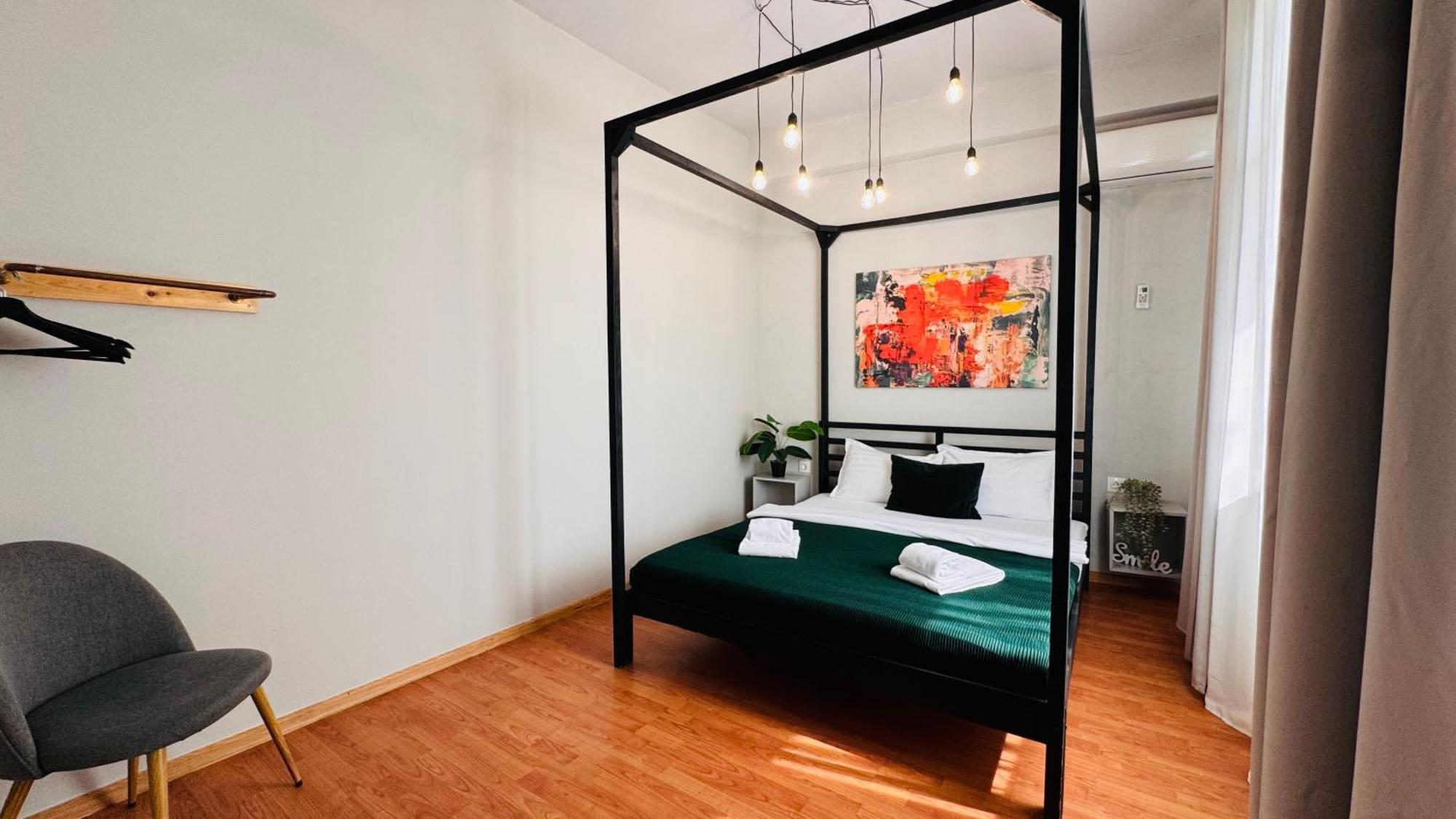 Ideal Home - Spacious & Modern Accommodation Near Unirii Square 부쿠레슈티 외부 사진